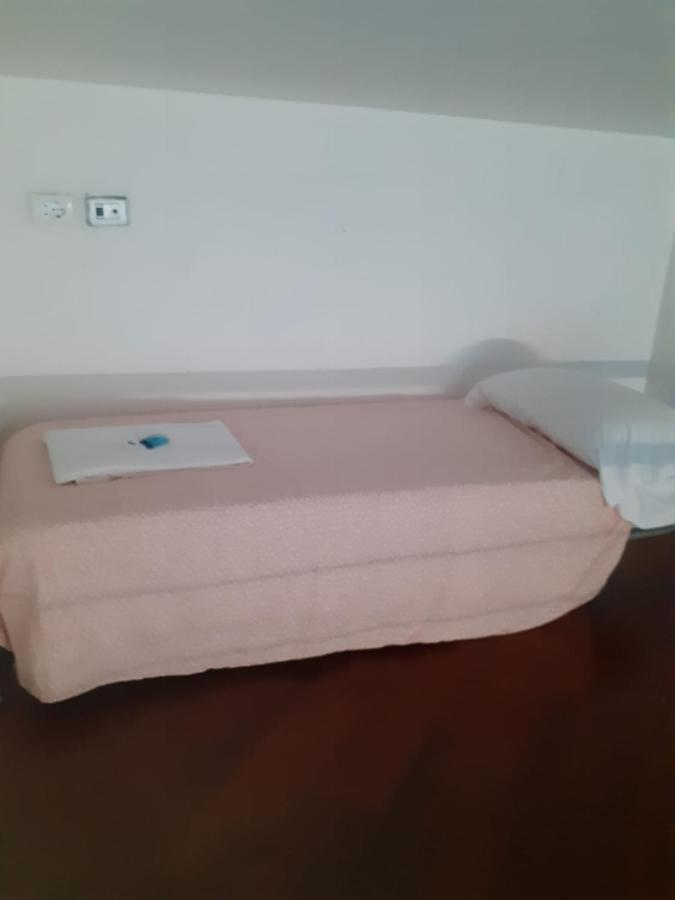 Happy Rome Hostel Εξωτερικό φωτογραφία