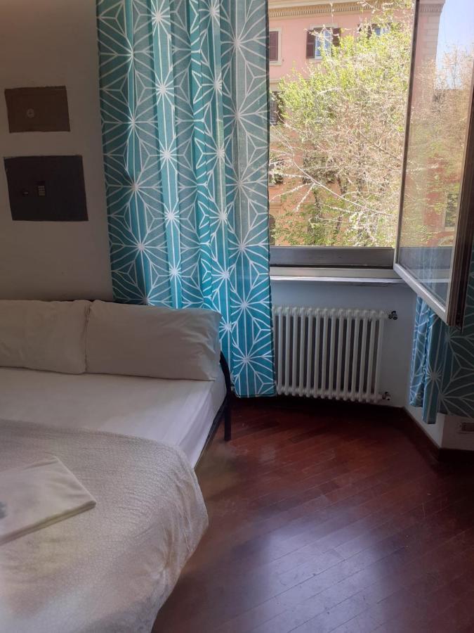 Happy Rome Hostel Εξωτερικό φωτογραφία