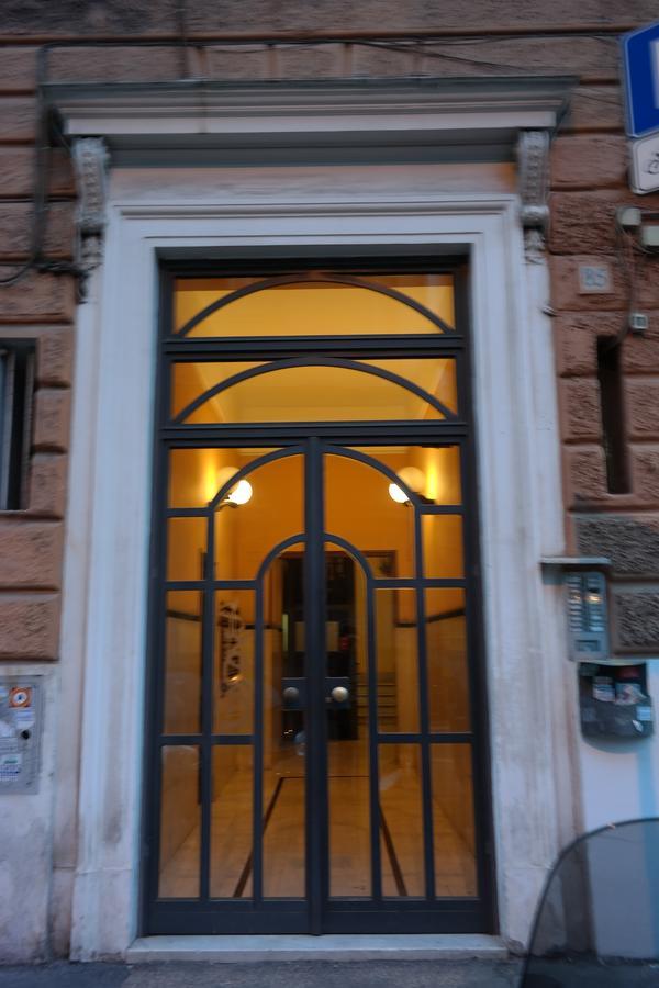 Happy Rome Hostel Εξωτερικό φωτογραφία